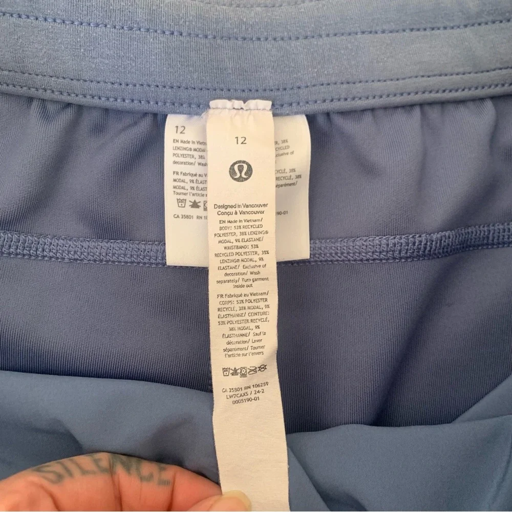 Lululemon Softstreme High-Rise Short 4" Women’s Sz 12 Oasis Blue - Picture 9 of 9